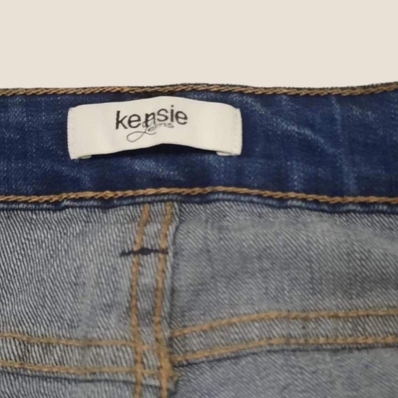 Kensie Jeans.size 6.color blue - Picture 9 of 10
